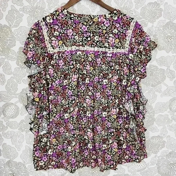 Democracy V neck Floral Ruffle Sleeve blouse 3X - Picture 2 of 7